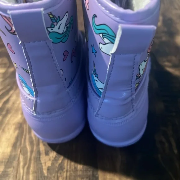 Size 2 girls lined lavender unicorn duck boots NWOT - Picture 5 of 8